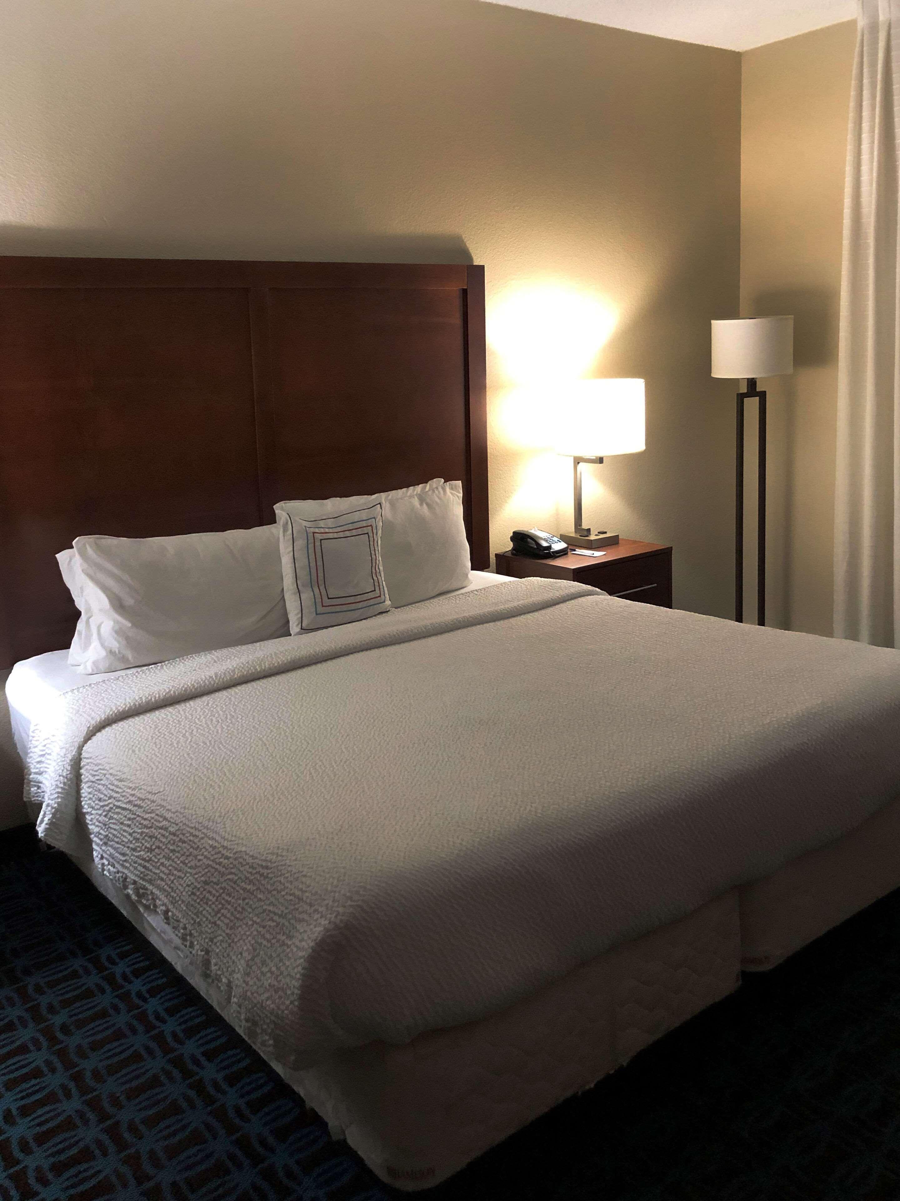 Comfort Inn & Suites Phoenix North - Deer Valley Exteriör bild