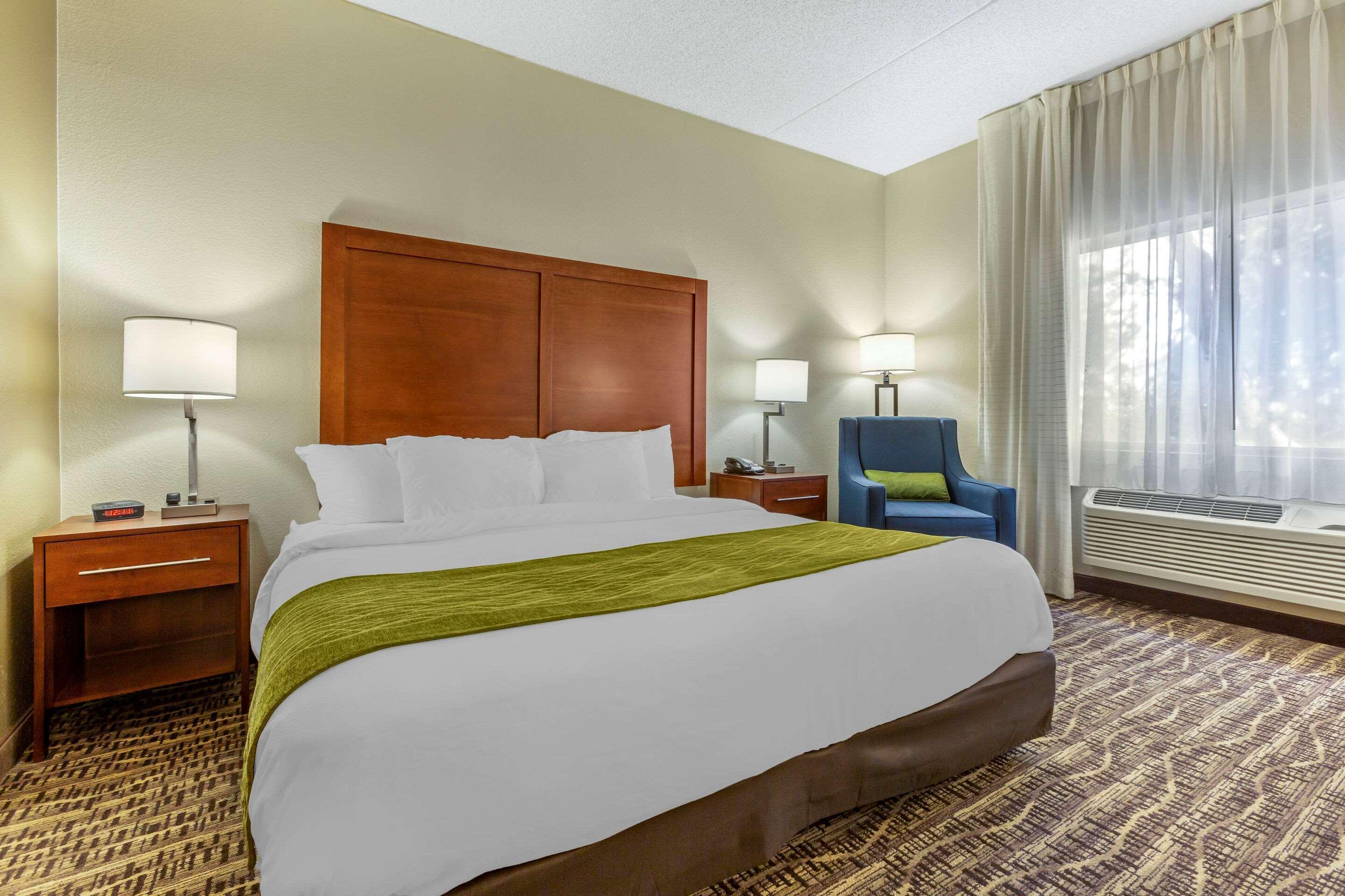 Comfort Inn & Suites Phoenix North - Deer Valley Exteriör bild
