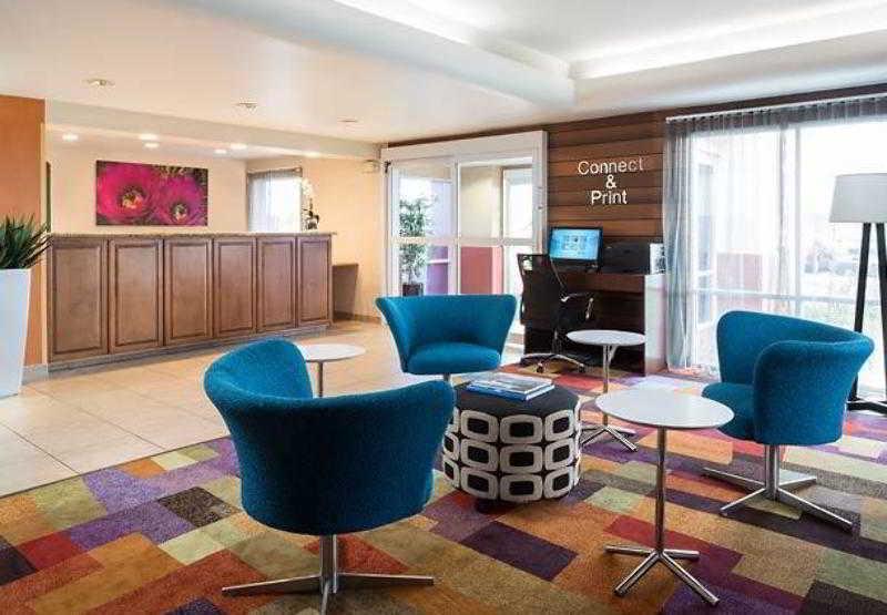 Comfort Inn & Suites Phoenix North - Deer Valley Exteriör bild