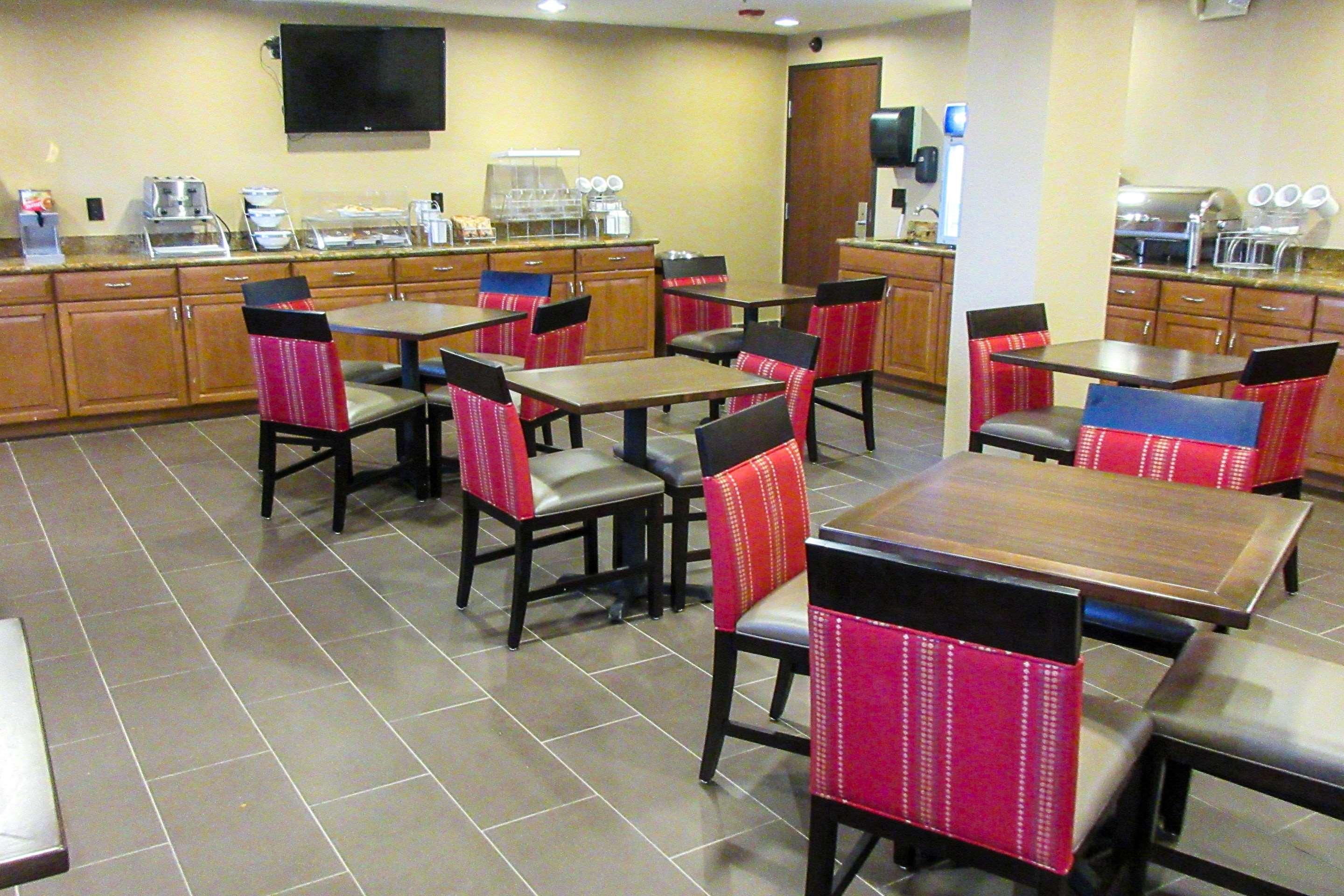 Comfort Inn & Suites Phoenix North - Deer Valley Exteriör bild