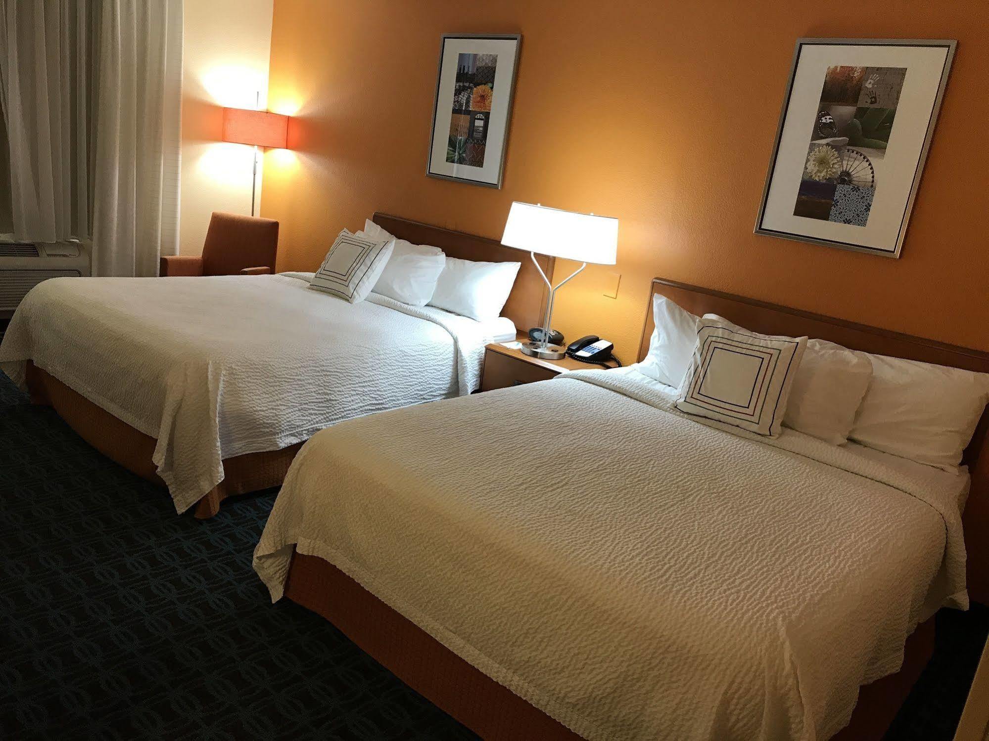 Comfort Inn & Suites Phoenix North - Deer Valley Exteriör bild